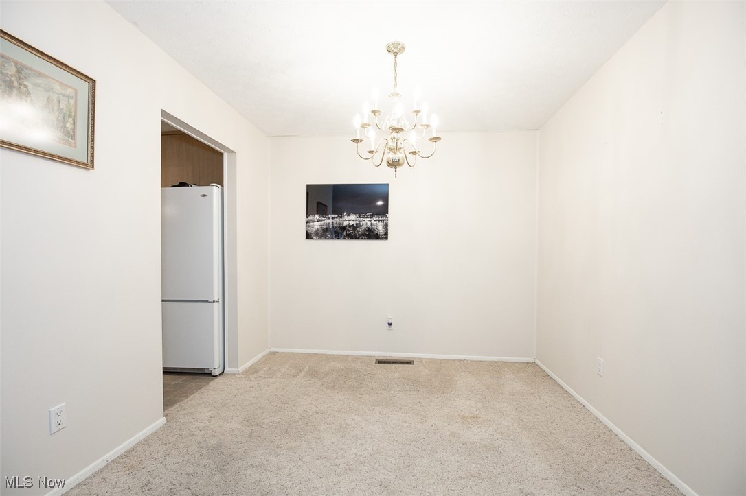 4863 White Pine Way North Ridgeville OH 44039