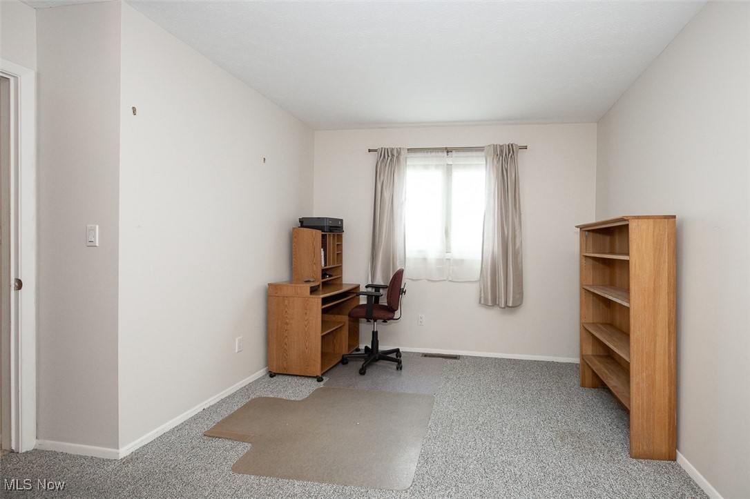 4863 White Pine Way North Ridgeville OH 44039