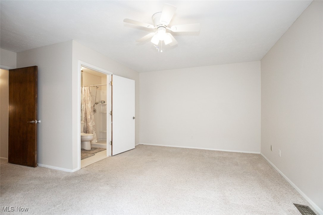 4863 White Pine Way North Ridgeville OH 44039