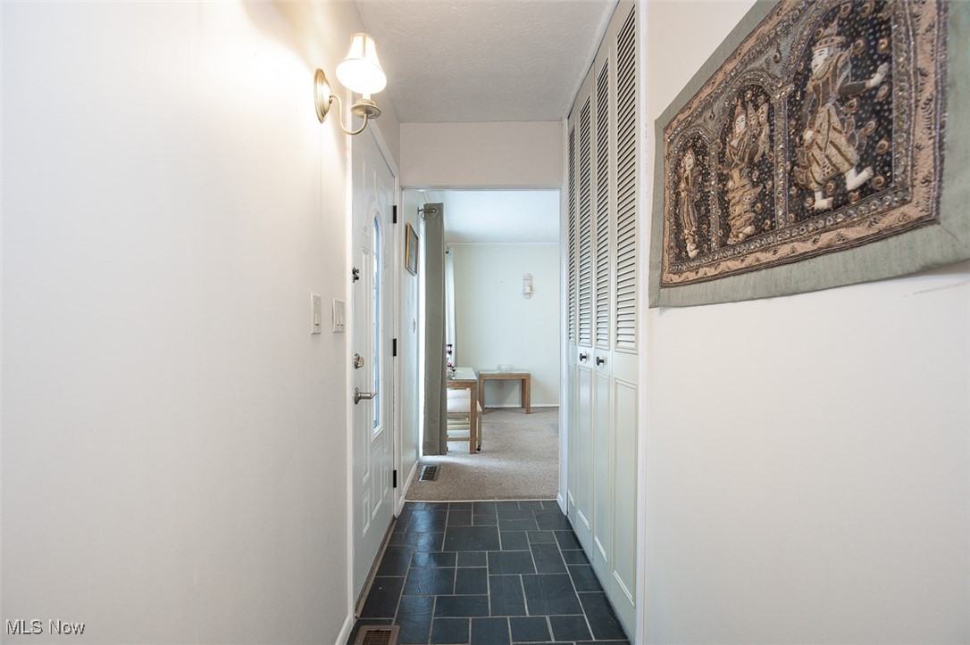 4863 White Pine Way North Ridgeville OH 44039