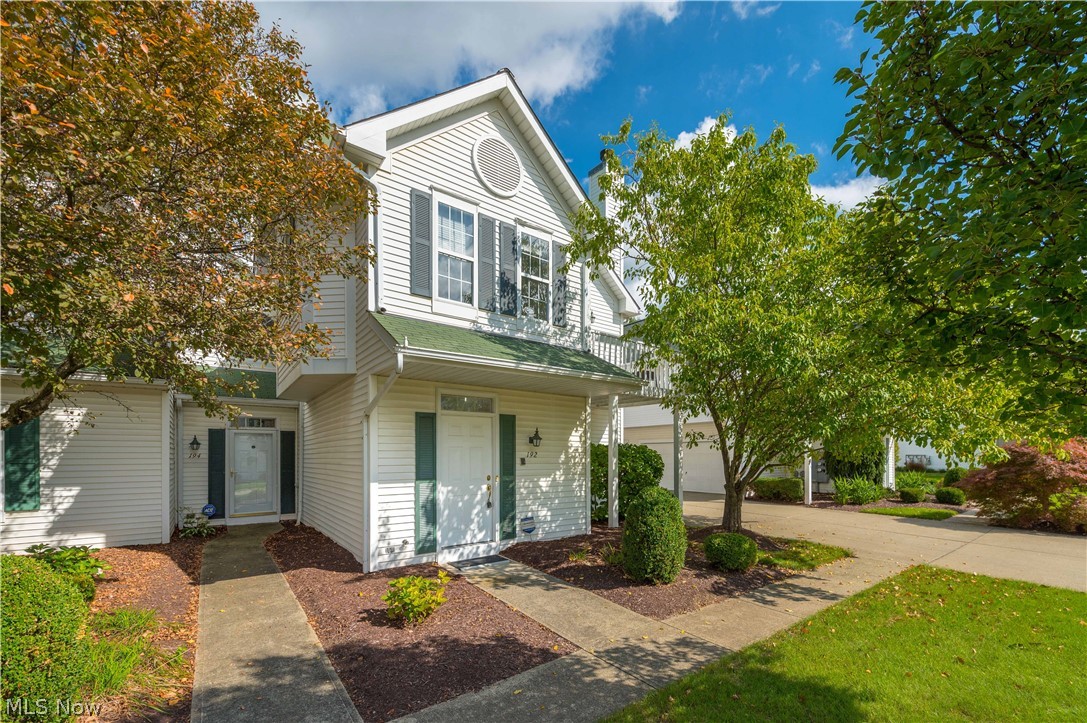 192 Vista Court North Olmsted OH 44070