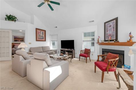 192 Vista Court North Olmsted OH 44070