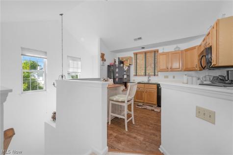 192 Vista Court North Olmsted OH 44070