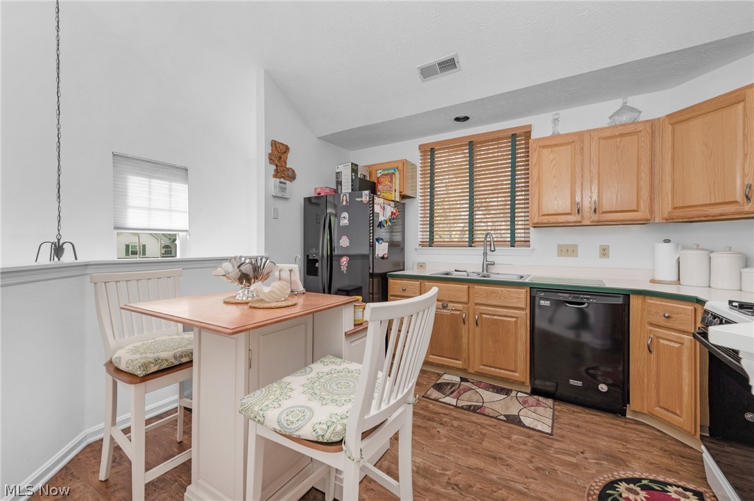 192 Vista Court North Olmsted OH 44070