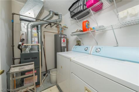 192 Vista Court North Olmsted OH 44070