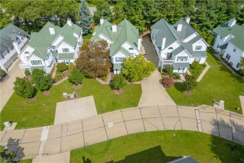 192 Vista Court North Olmsted OH 44070