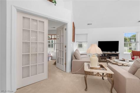 192 Vista Court North Olmsted OH 44070