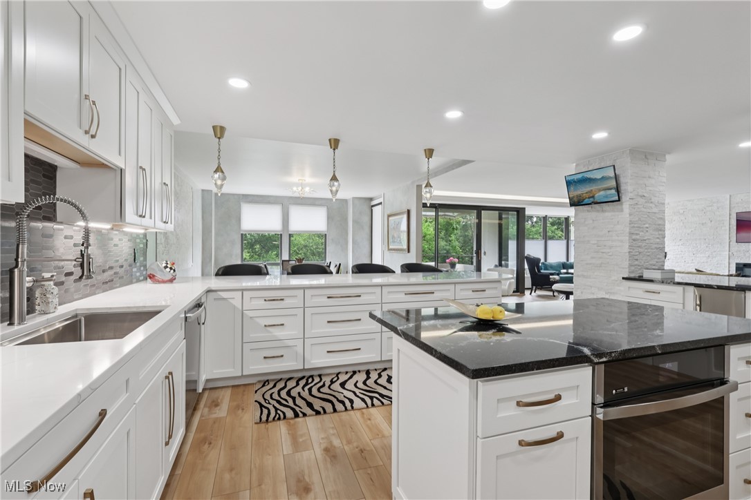 1 Bratenahl Place Bratenahl OH 44108