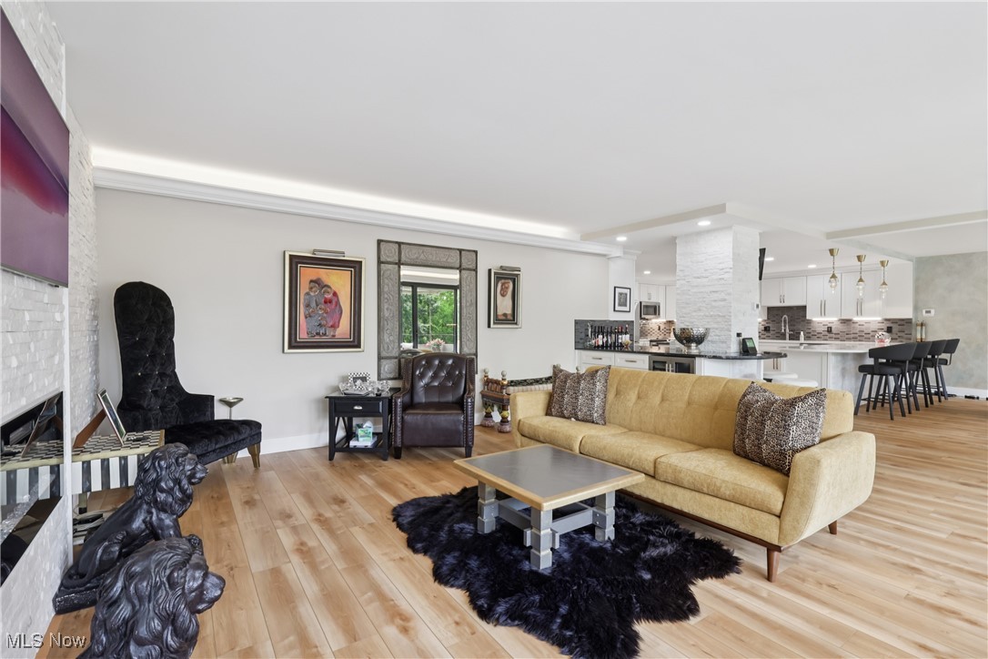 1 Bratenahl Place Bratenahl OH 44108