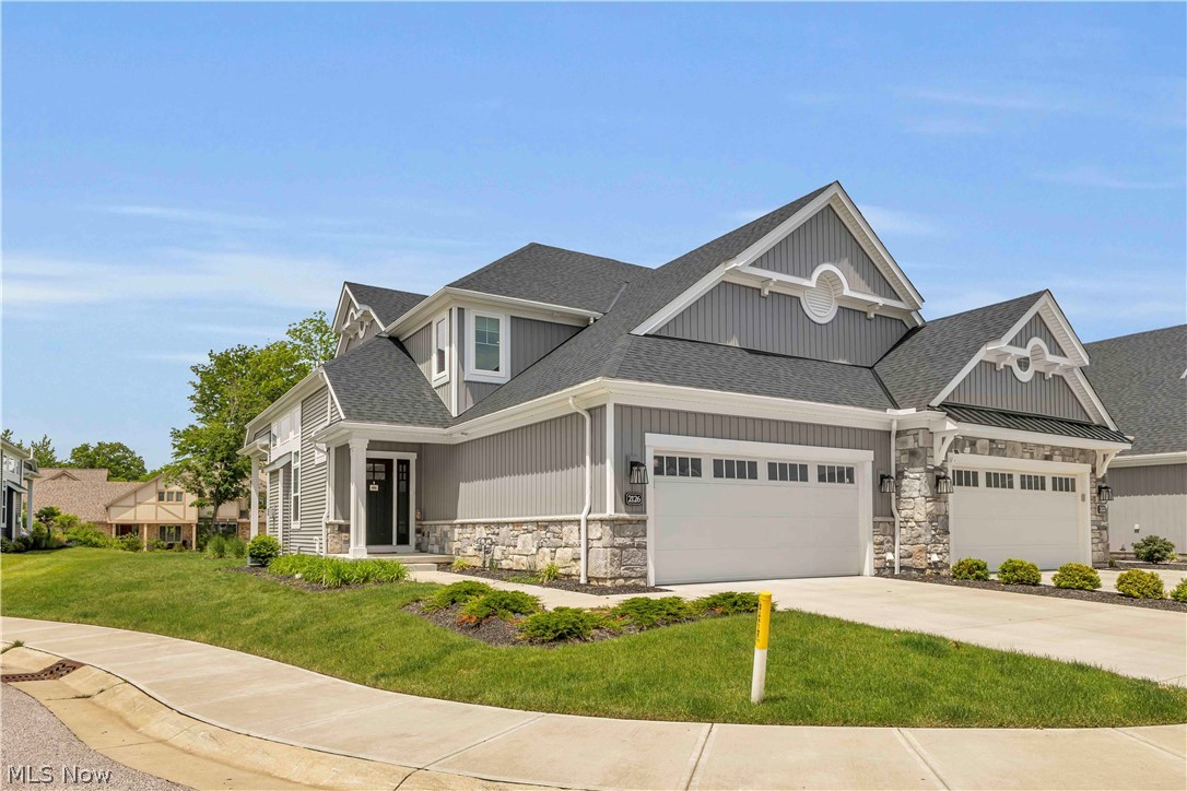 2126 Heritage Lane Westlake OH 44145