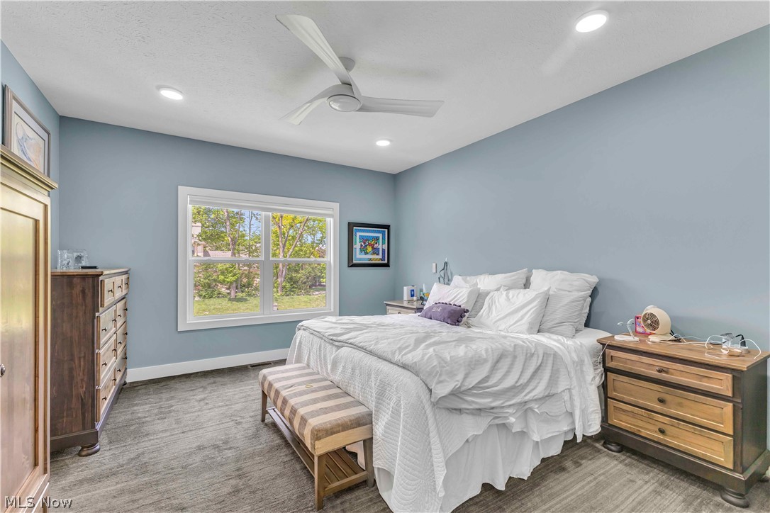 2126 Heritage Lane Westlake OH 44145
