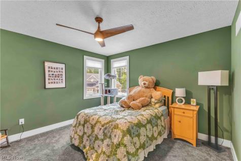 2126 Heritage Lane Westlake OH 44145