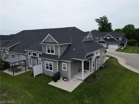 2126 Heritage Lane Westlake OH 44145