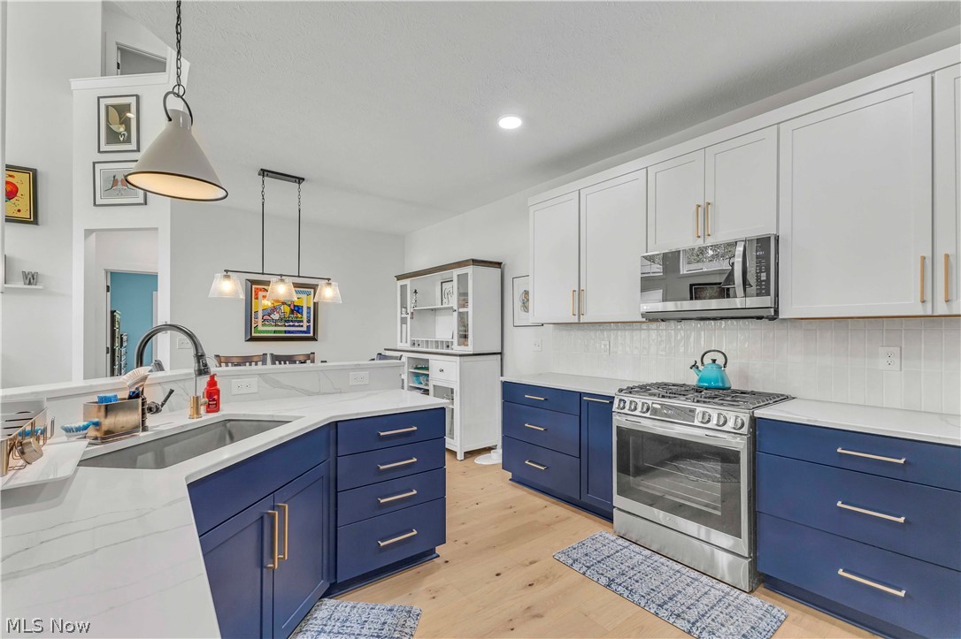 2126 Heritage Lane Westlake OH 44145