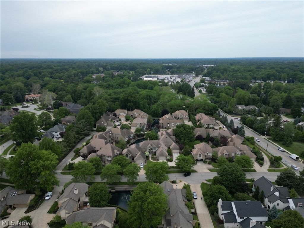 2126 Heritage Lane Westlake OH 44145