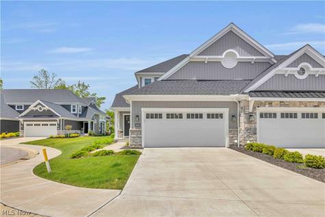 2126 Heritage Lane Westlake OH 44145