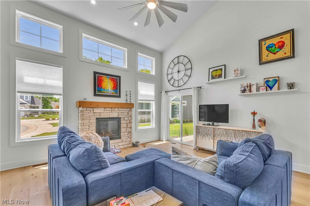 2126 Heritage Lane Westlake OH 44145
