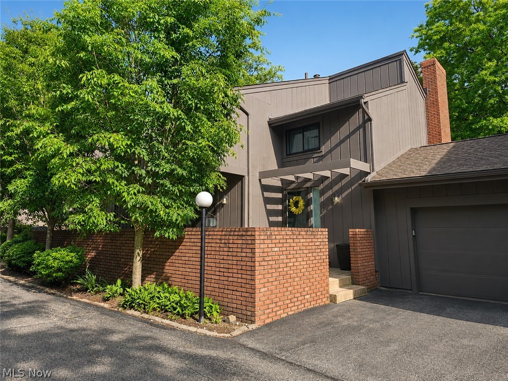 1044 Canyon View Road Sagamore Hills OH 44067