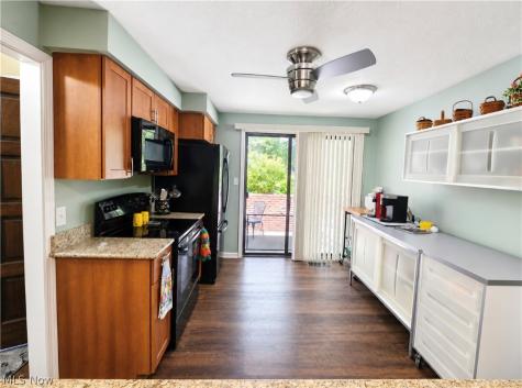 1044 Canyon View Road Sagamore Hills OH 44067