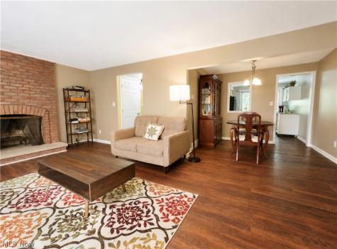 1044 Canyon View Road Sagamore Hills OH 44067
