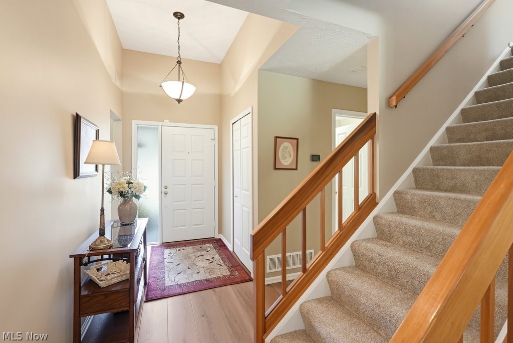 928 Hemlock Lane Sagamore Hills OH 44067