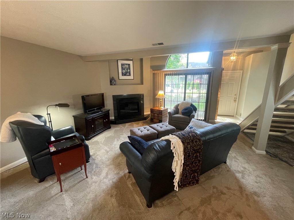 1153 Red Tail Hawk Court Youngstown OH 44512