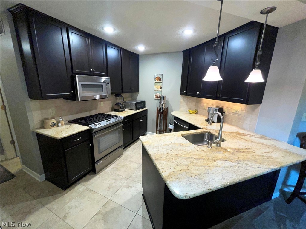 1153 Red Tail Hawk Court Youngstown OH 44512