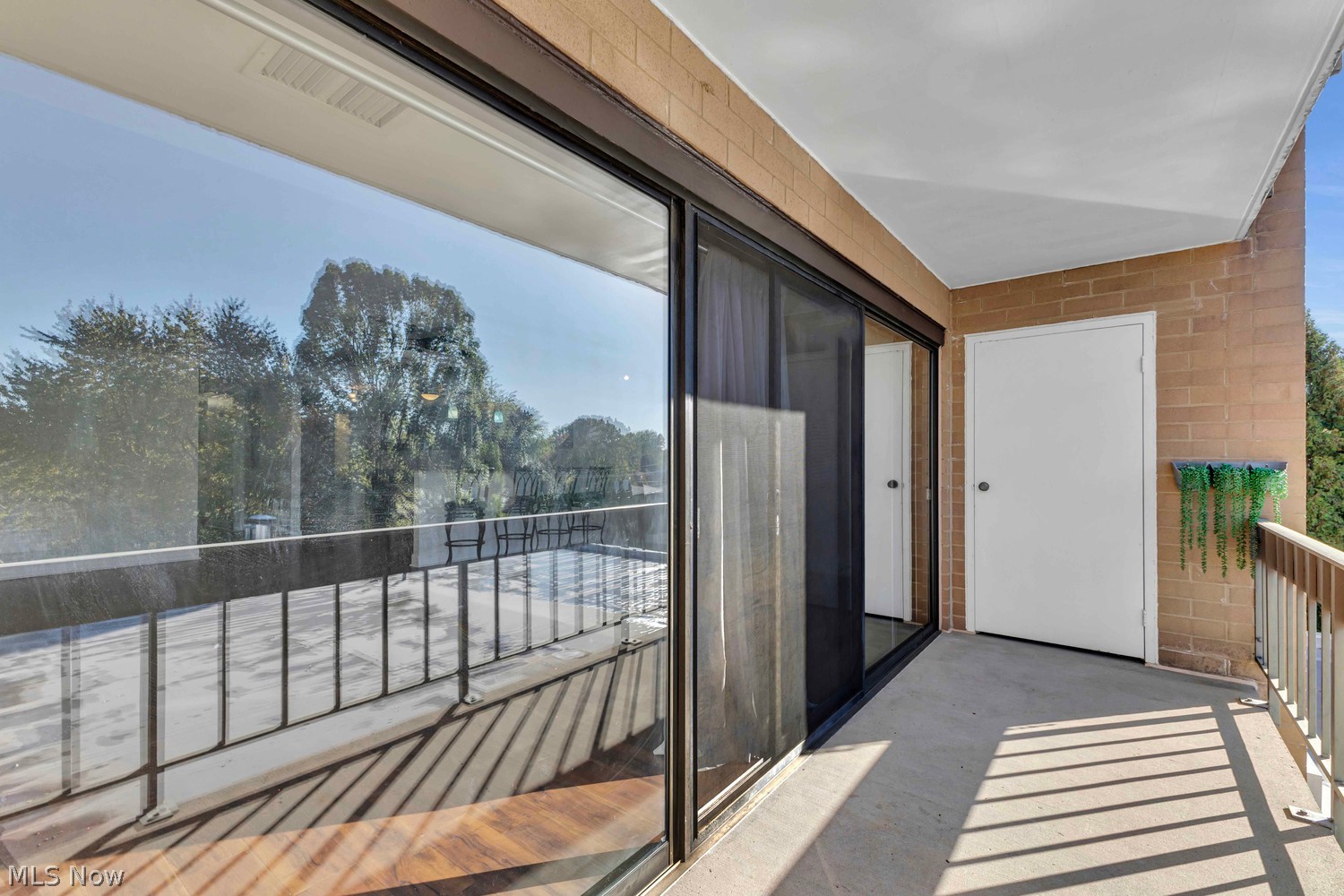22555 Center Ridge Road Rocky River OH 44116