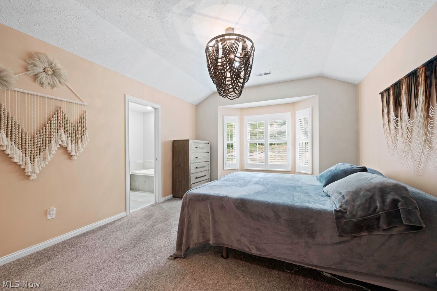 2555 Piedmont Court Westlake OH 44145