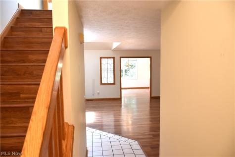 7070 NW Bentley Street NW Massillon OH 44646