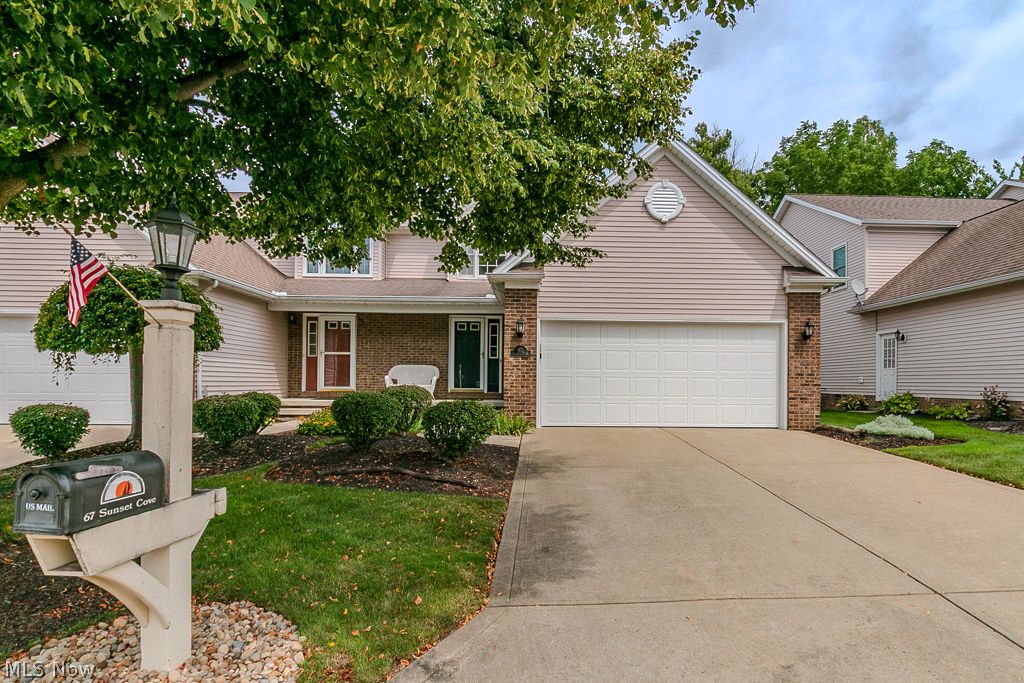 67 Sunset Cove Circle Eastlake OH 44095