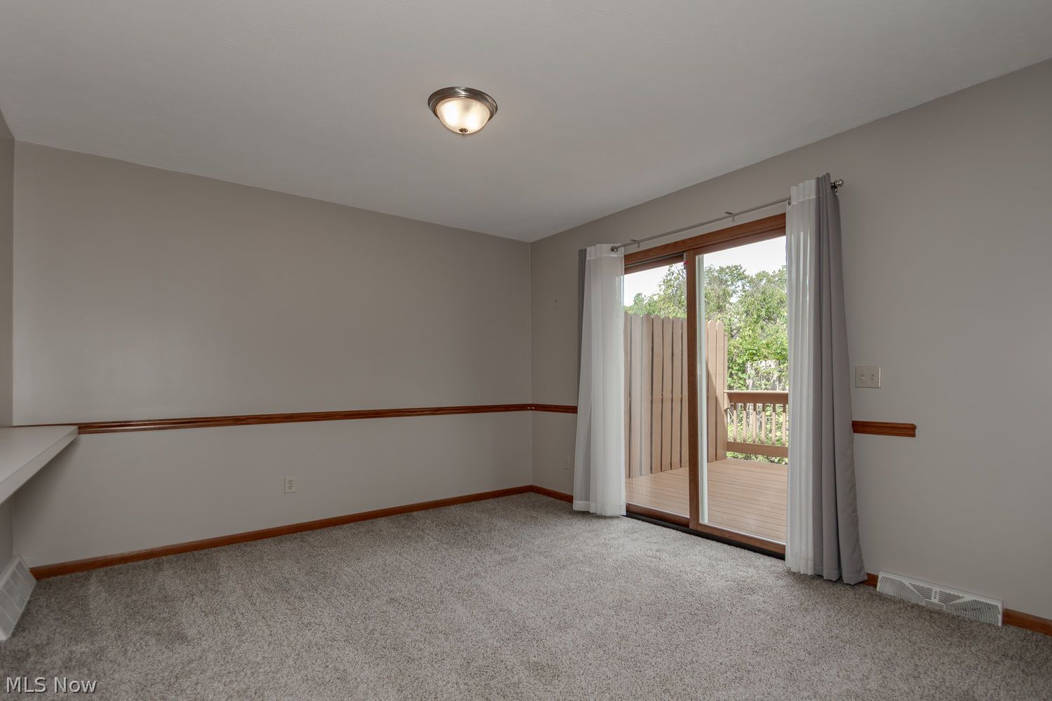 67 Sunset Cove Circle Eastlake OH 44095