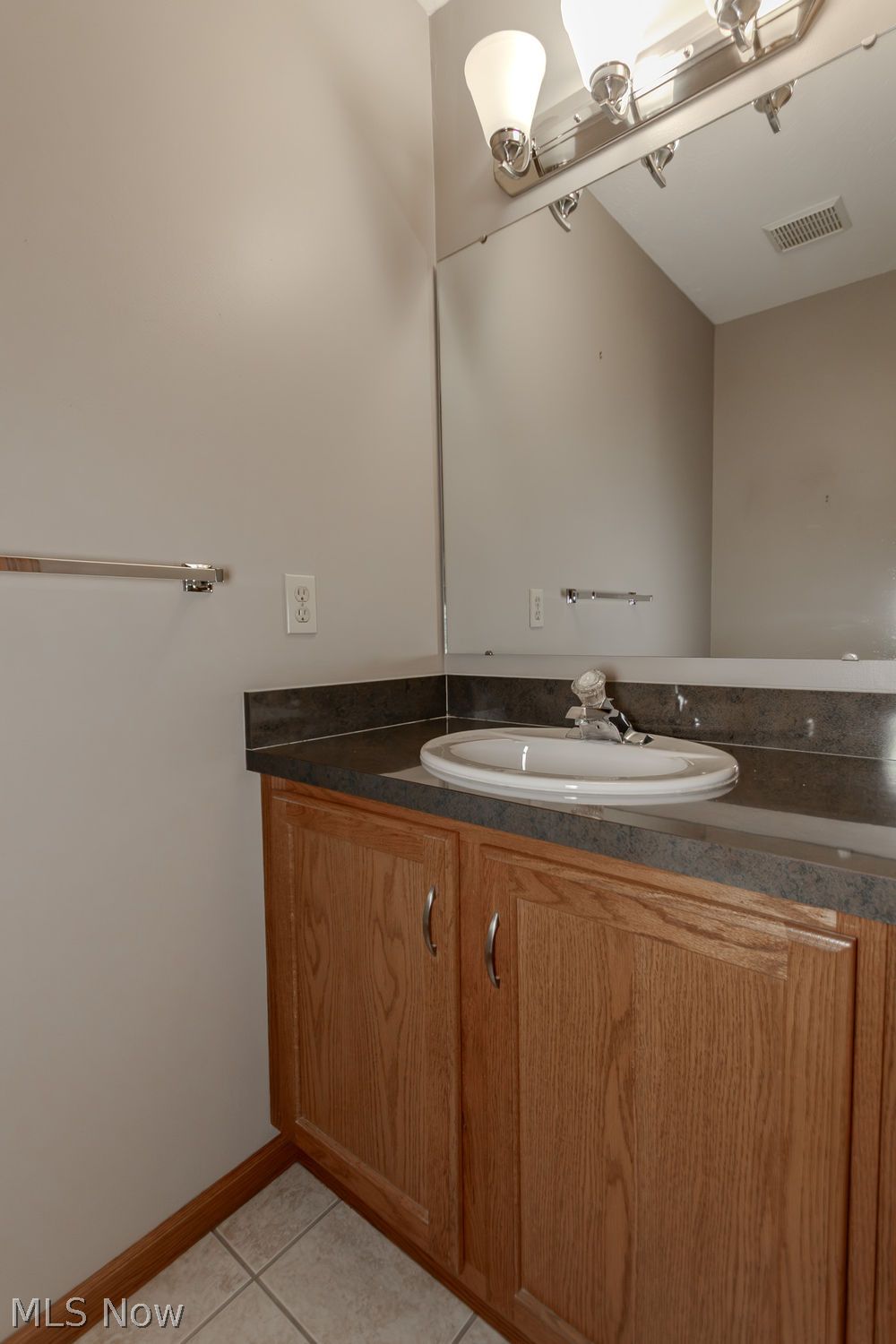 67 Sunset Cove Circle Eastlake OH 44095