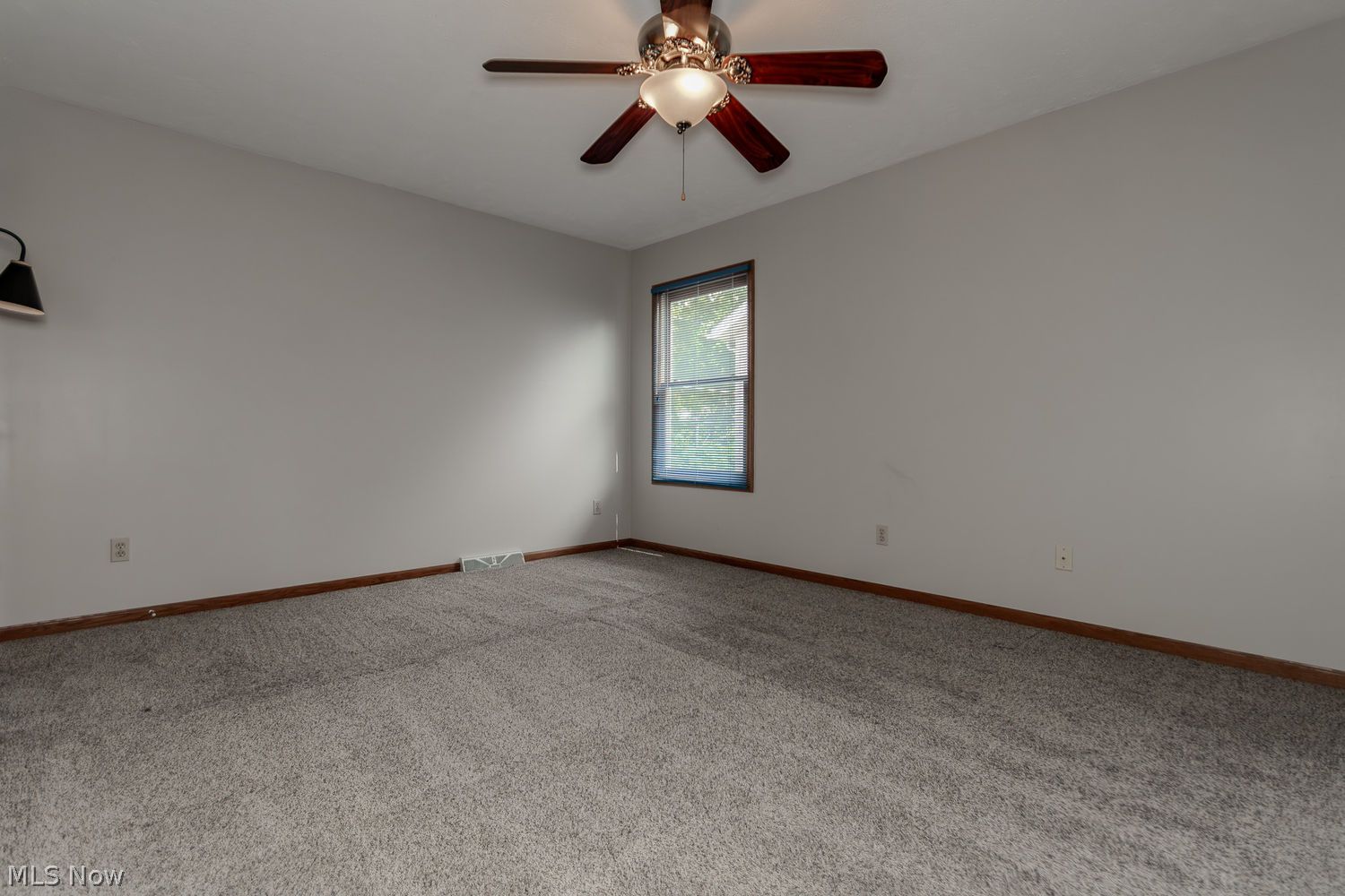 67 Sunset Cove Circle Eastlake OH 44095