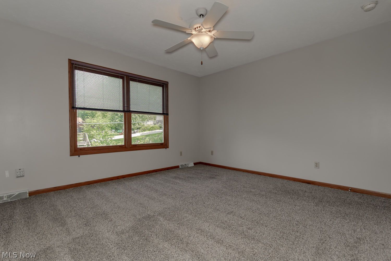 67 Sunset Cove Circle Eastlake OH 44095