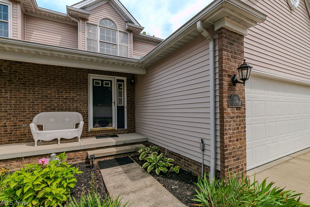 67 Sunset Cove Circle Eastlake OH 44095