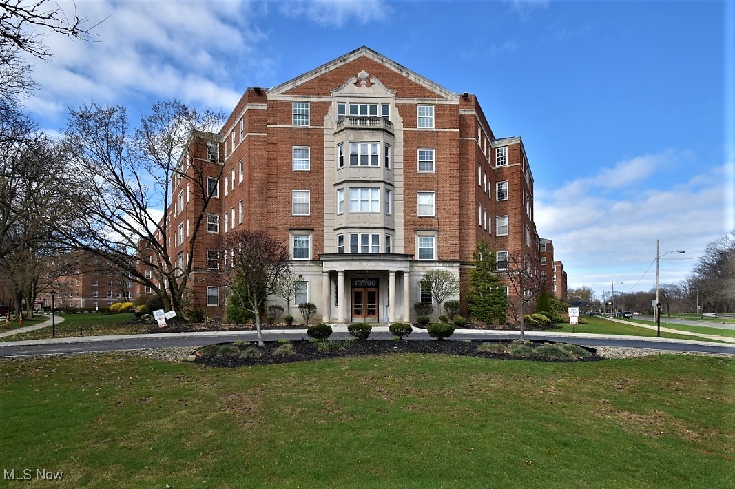 13800 Fairhill Road Shaker Heights OH 44120