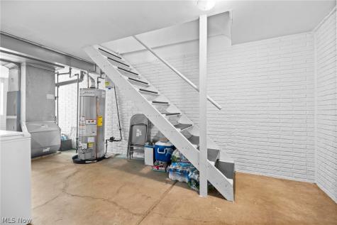 1244 N Carpenter Road Brunswick OH 44212