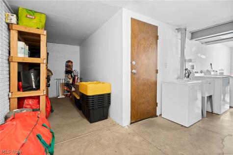 1244 N Carpenter Road Brunswick OH 44212