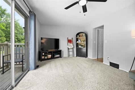 1244 N Carpenter Road Brunswick OH 44212
