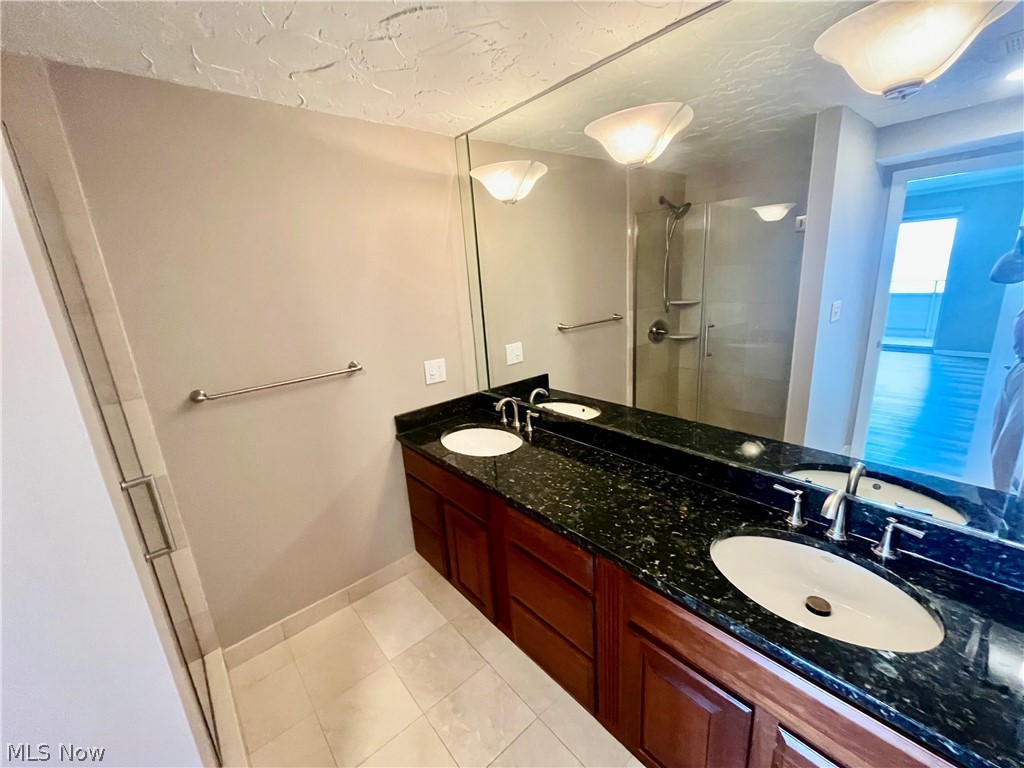 12900 Lake Avenue Lakewood OH 44107