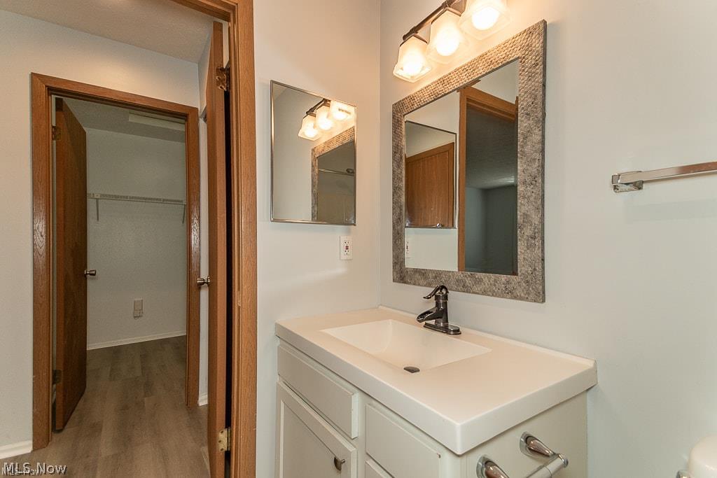 2003 Stoney Run Circle Broadview Heights OH 44147