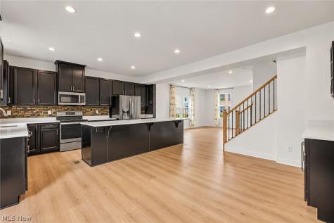 34566 Ethan Way Willoughby OH 44094