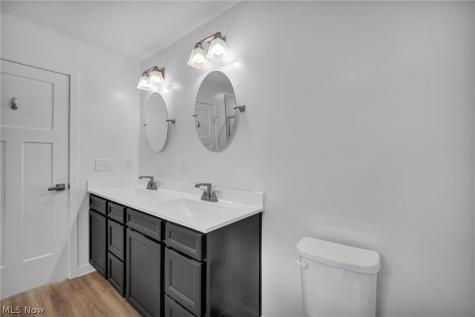 34566 Ethan Way Willoughby OH 44094