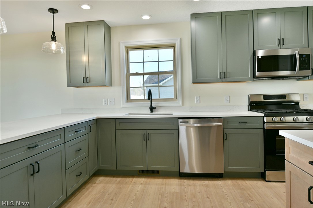 2867 Pebble Creek Court Cortland OH 44410
