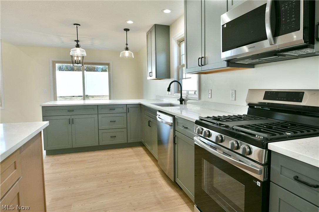 2867 Pebble Creek Court Cortland OH 44410