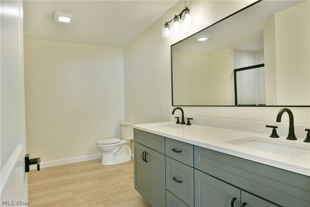 2867 Pebble Creek Court Cortland OH 44410
