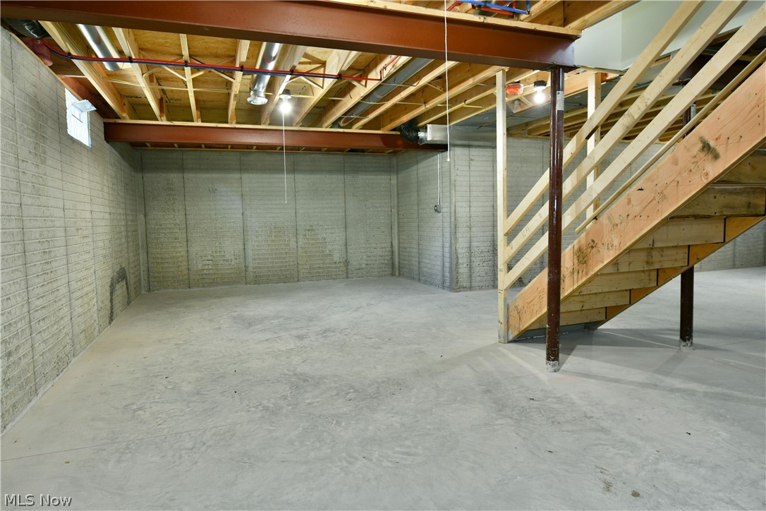 2867 Pebble Creek Court Cortland OH 44410