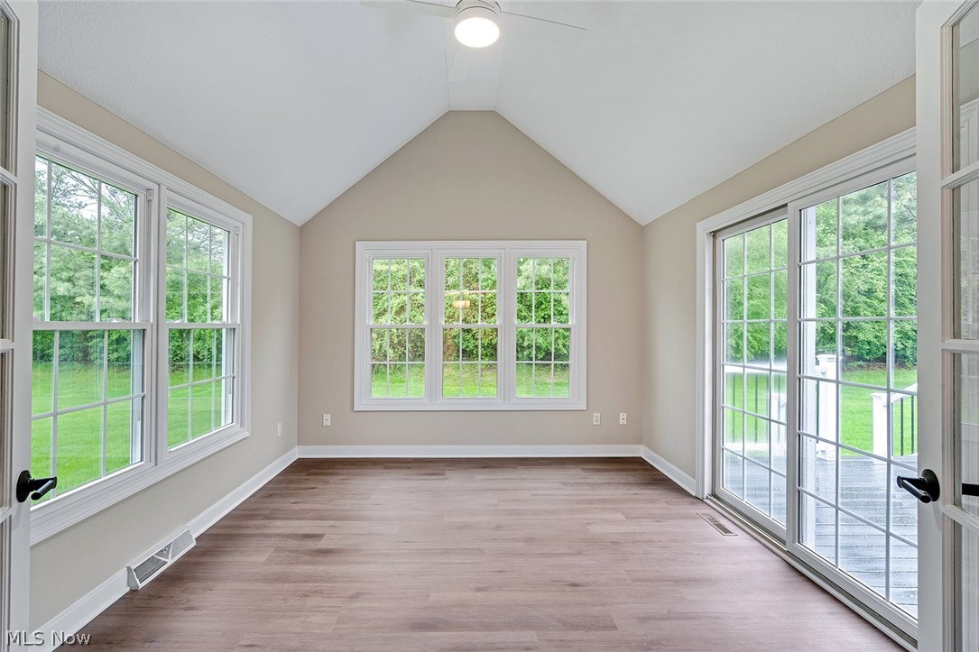 90 Lake Pointe Circle Canfield OH 44406