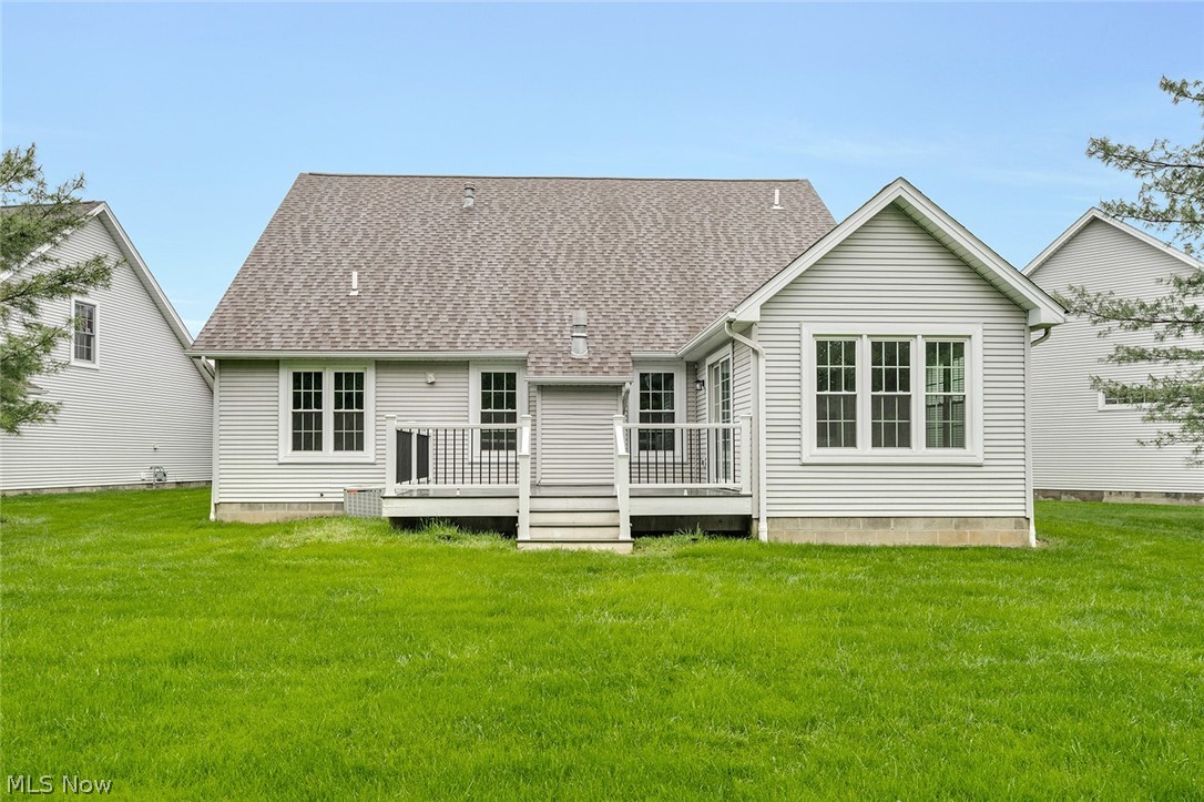 90 Lake Pointe Circle Canfield OH 44406